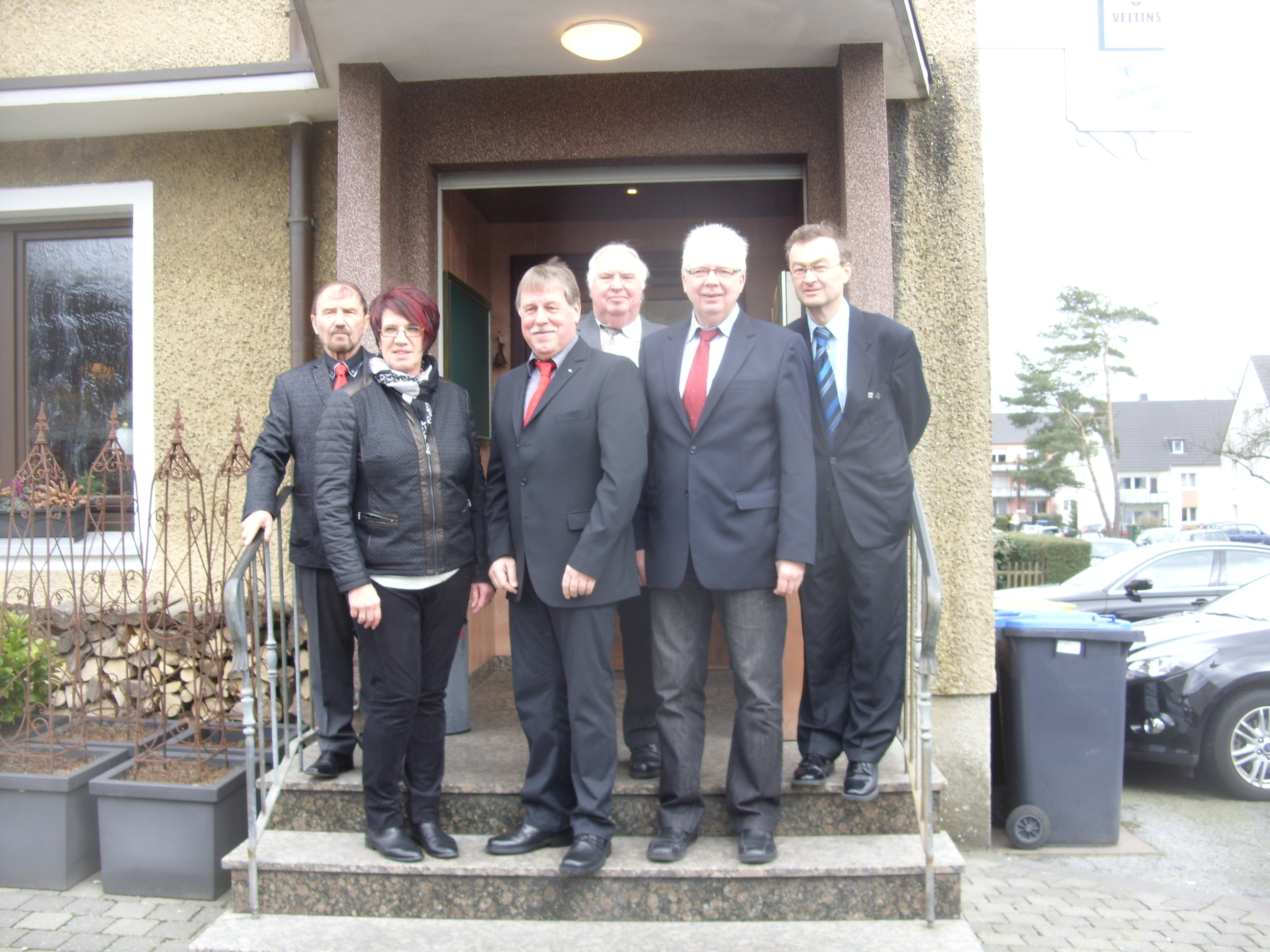 Der neugewählte und bestätigte geschäftsführende OV-Vorstand: Hans-Günter Sorger, Christa Anton, Detlef Rüter, Manfred Scherschel, Walter Lehnert und Ewald Zmarsly (v. l. n. r.)