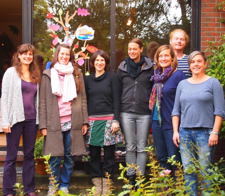 Die Gründungsmitglieder des Dortmunder Querwaldein: Gündungsmitglieder (v.li.): Sara Schmalenberg, Denise Kanders, Marion Metzger (Vorstand), Susanne Sigl, Stefanie Römling, Lars Metzger, Petra Franetzki (Vorstand).