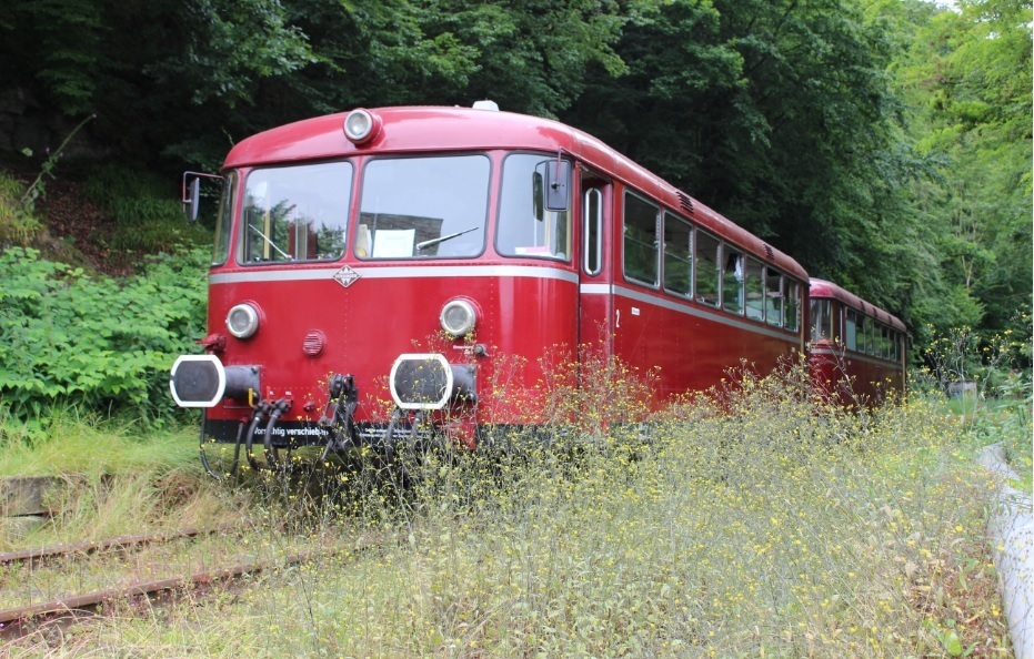 Der Uerdinger Schienenbus ist ein Stück Zeitgeschichte auf Schienen.