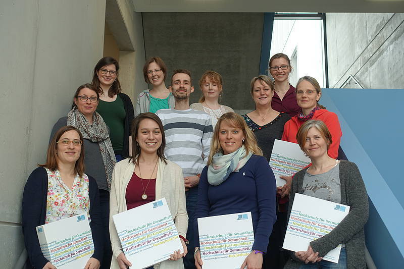 Teilnehmerinnen und Teilnehmer des ersten Zertifikatsmoduls „Principles of Evidence-Based Practice in Speech and Language Therapy“ zum Start des Moduls am 12. März 2016 an der Hochschule für Gesundheit.