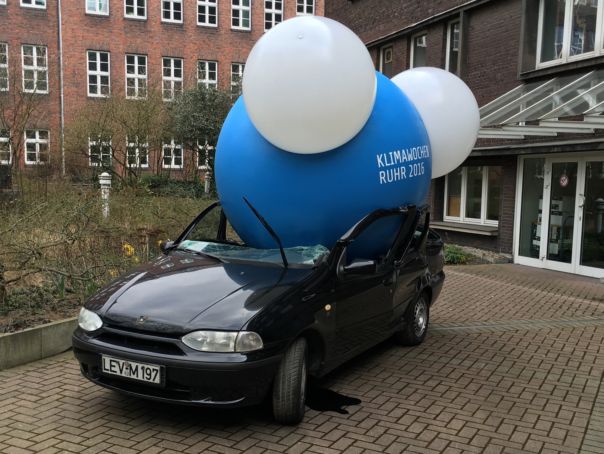 Der Staffelstab der Klimawochen Ruhr: der „H2O-Crash“