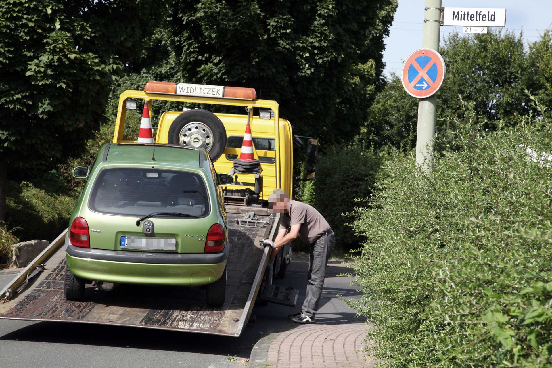 Ohne Parkausweis kommt der Abschlepper.