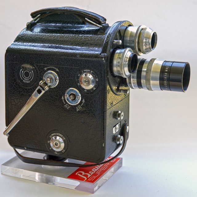 CIC ETM P.16 CAMERA 16mm LICENSE BEAULIEU 1946