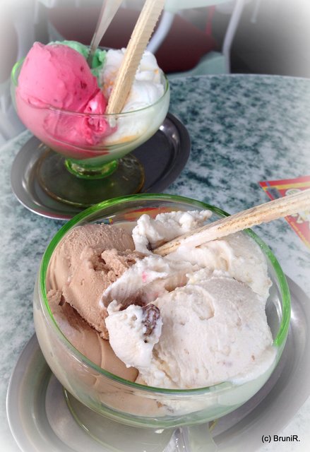 Eis natürlich... weil... EIS GEHT IMMER!!! ;-)))