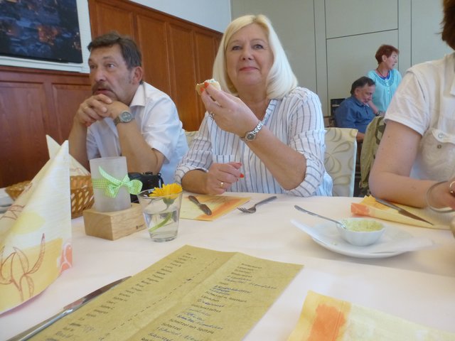 schon mal stärken für den Rundgang