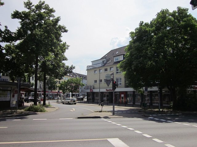 Eine mögliche Alternative? Ein Platz vor der Sparkasse.