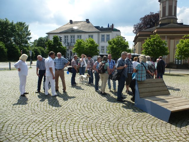 so fast alle da und los geht es in die Gaststätte