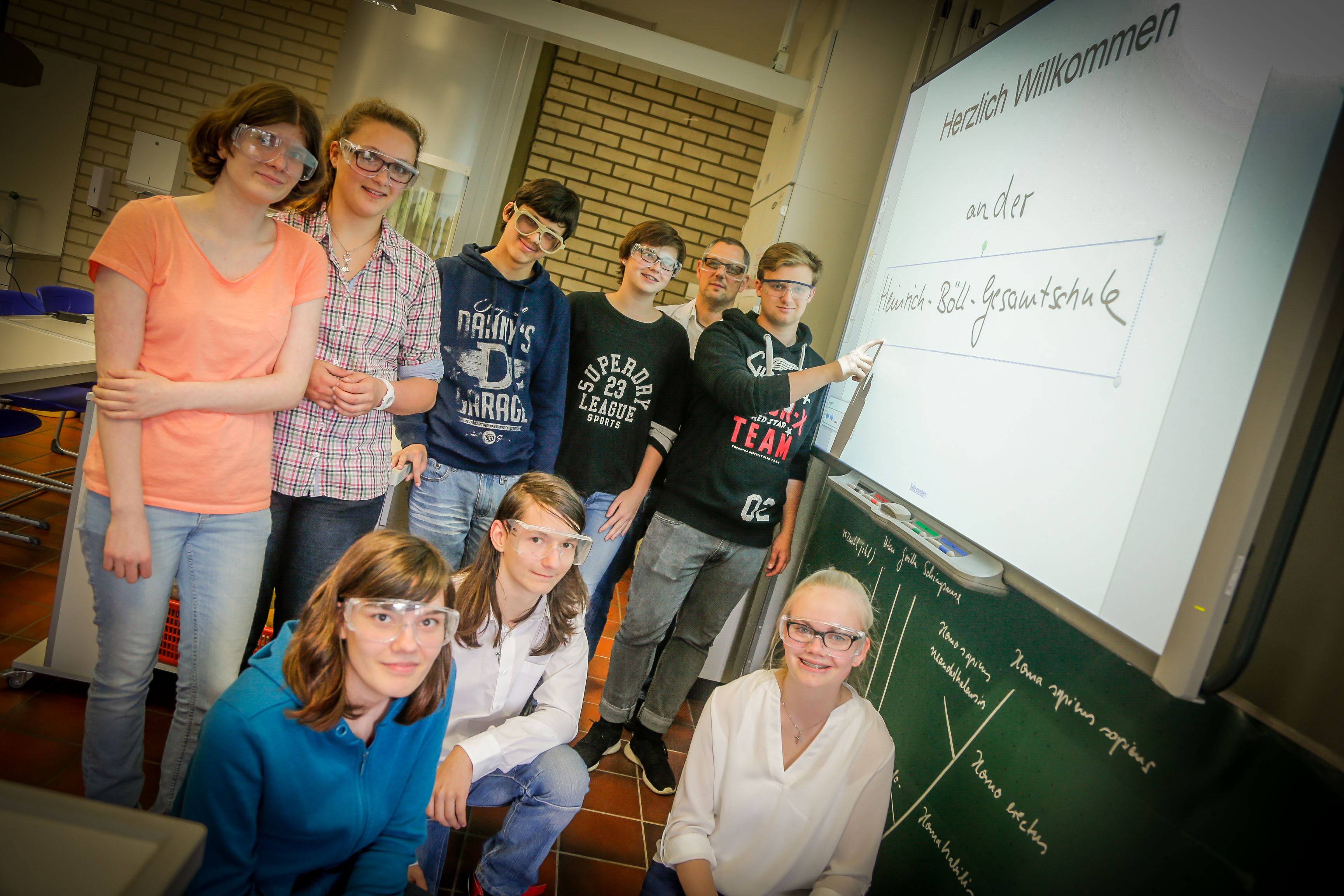 Die Kreidetafel hat (fast) ausgedient. Ein Ergebnis der umfangreichen Modernisierungsarbeiten an der Heinrich-Böll-Gesamtschule. Foto: Schütze