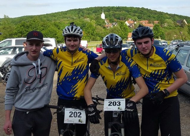 Marco Berendes, Peter Roch, Nico Langhoff und Florian Kurtz vor dem Start (von li.)