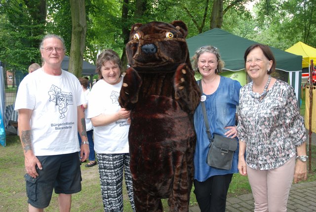 Freuen sich über ein gelungesnes Fest: Ralf Schubert, Heike Schubert, Anke Dussmann und Jutta Pentoch (v.li.).