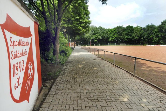 Über 50 Jugend-Mannschaften werden an den drei Turniertagen auf dem Platz an der Lichtendorfer Straße spielen. | Foto: Klinke