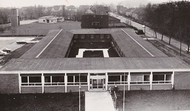 Verwaltungsbaracke im Januar 1966