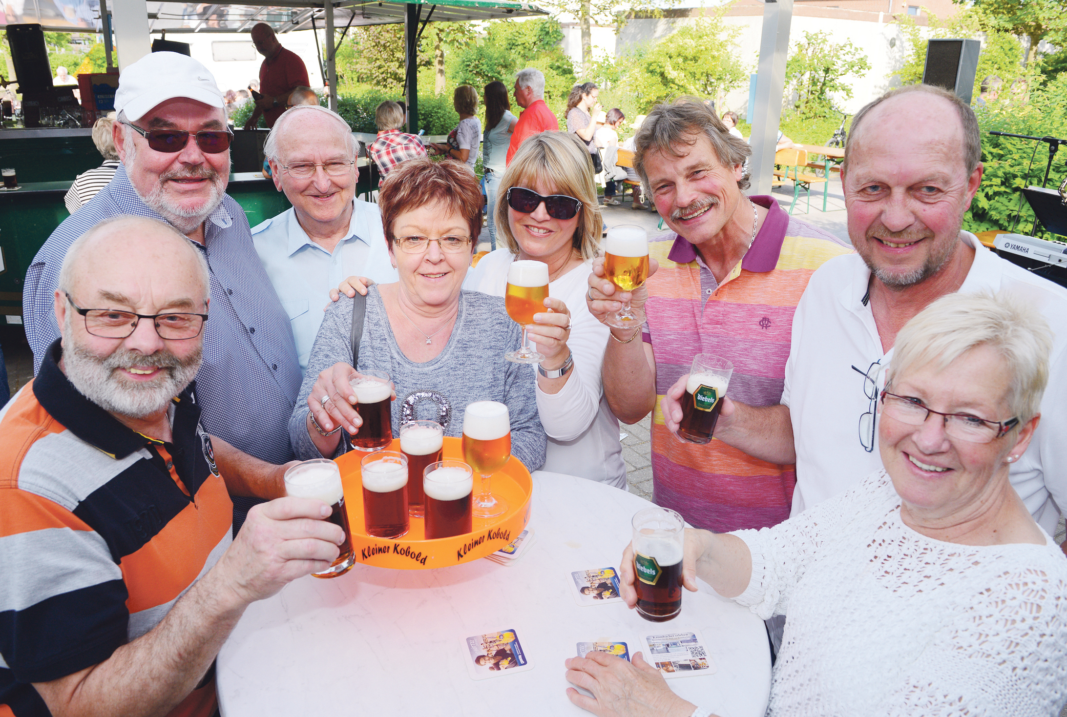 Aufs Jubiläum angestoßen: Der Hildener Kleingartenverein Lodenheide besteht seit 30 Jahren.