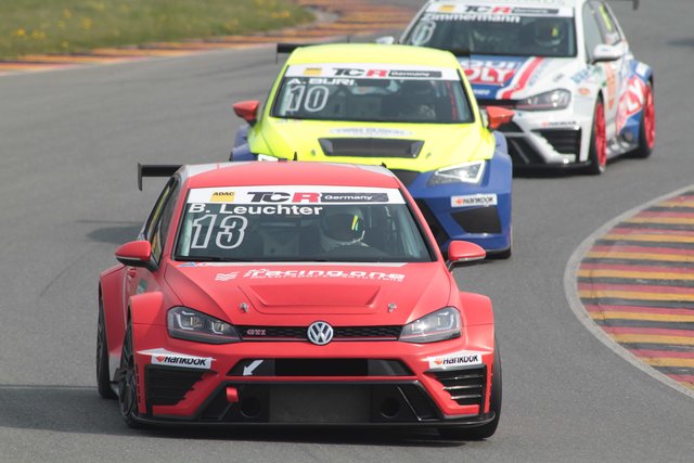 Benjamin Leuchter im VW Golf GTI TCR, eingesetzt vom Team racing one GmbH