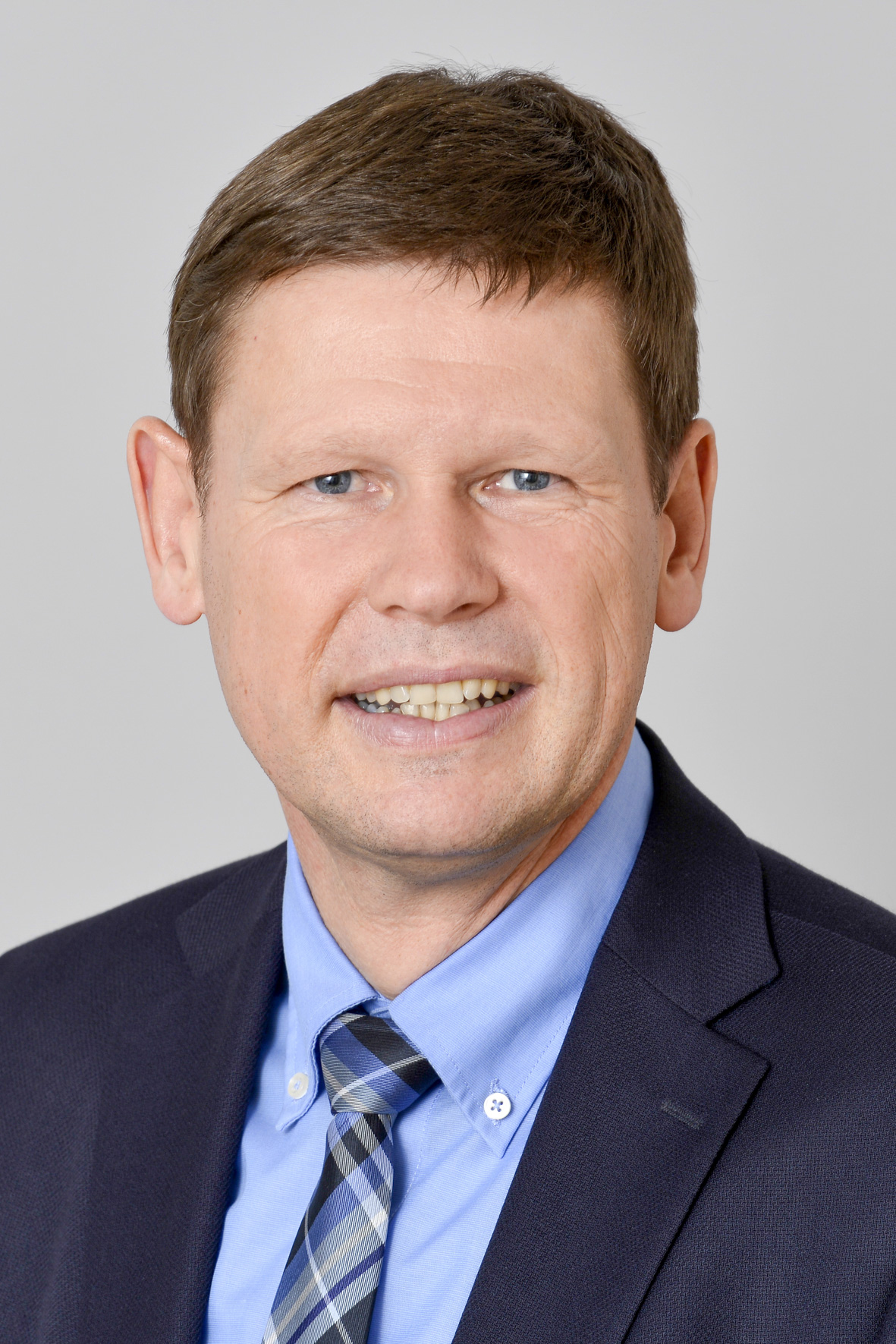 Dr. Jochen Grütters, Leiter der Abteilung "Recht und Medien" bei der IHK Münster, warnt vor einer neuen Methode, mit der Cyber-Kriminelle auch schon bei Firmen in der Emscher-Lippe-Region erheblichen Schaden angerichtet haben.