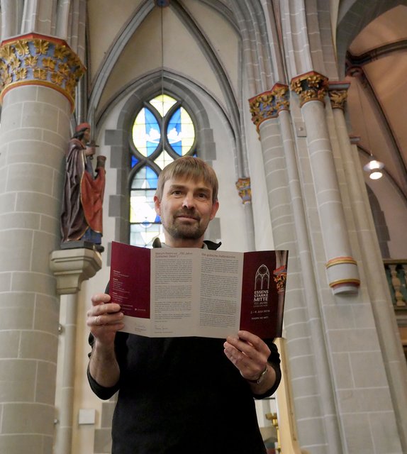 Dombaumeister Ralf Meyers hat sicher einen der schönsten Arbeitsplätze der Stadt. Und: Natürlich kennt er den Dom wie seine Westentasche.Fotos: Gohl