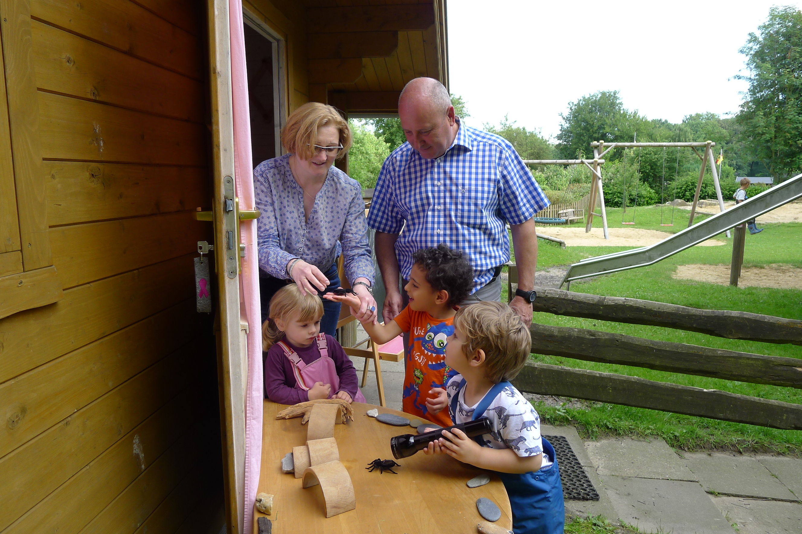 Solarenergie-Experiment am "Tag der kleinen Forscher" im Naturkindergarten
