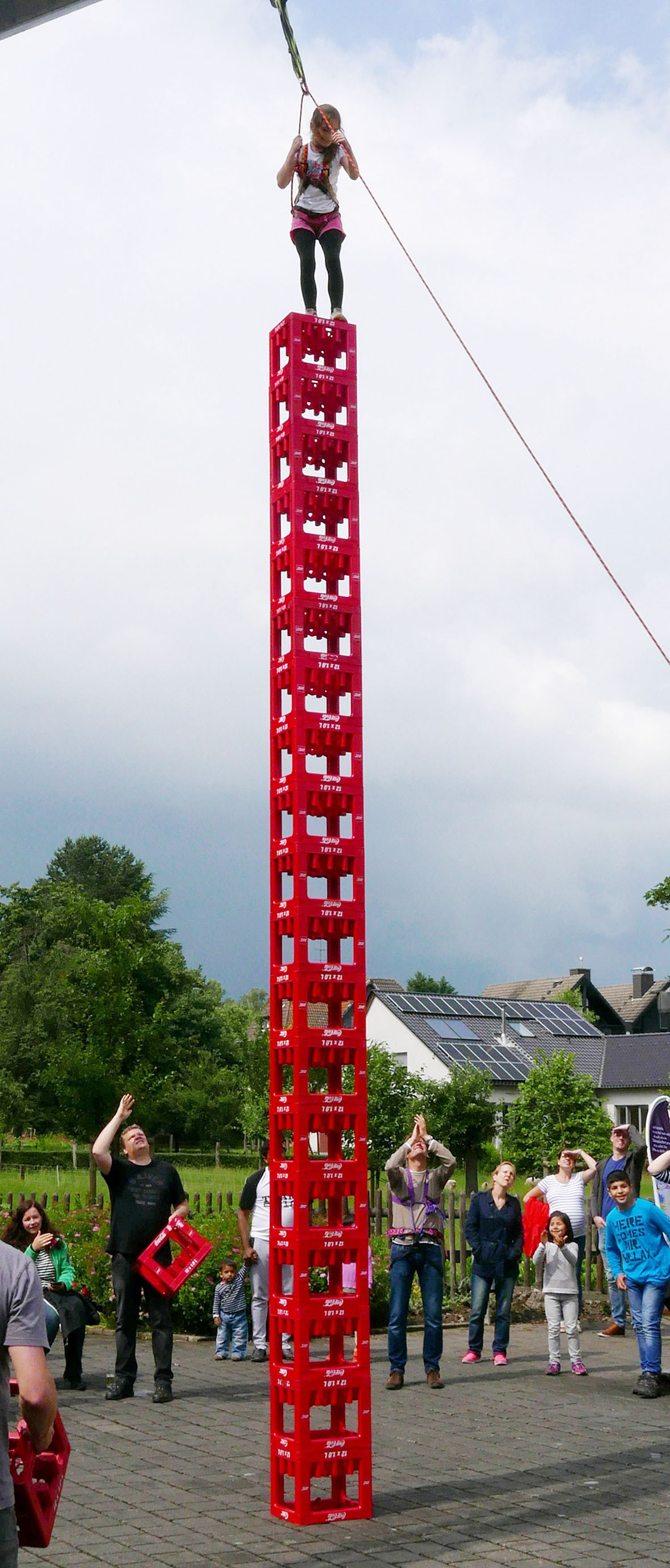 Hoch hinaus ging es beim Kistenklettern.