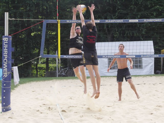 40 Teams kämpfen wieder um die Stadtmeisterschaft im Beachvolleyball.