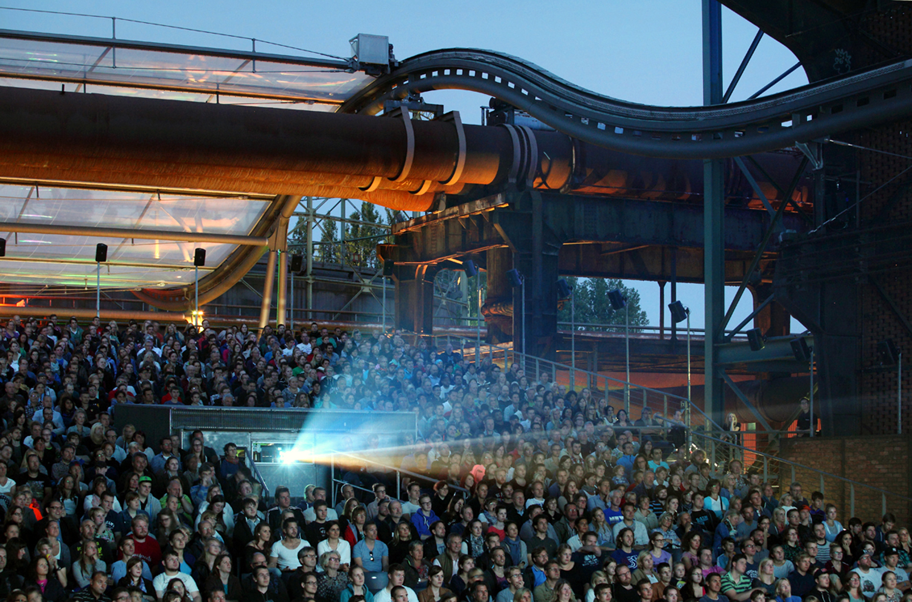 Volles Haus garantiert! Wer sicher sein will, seinen Lieblingsfilm zu sehen, sollte den Vorverkauf nutzen! Erfahrungsgemäß sind die Tickets ruckzuck vergeben.