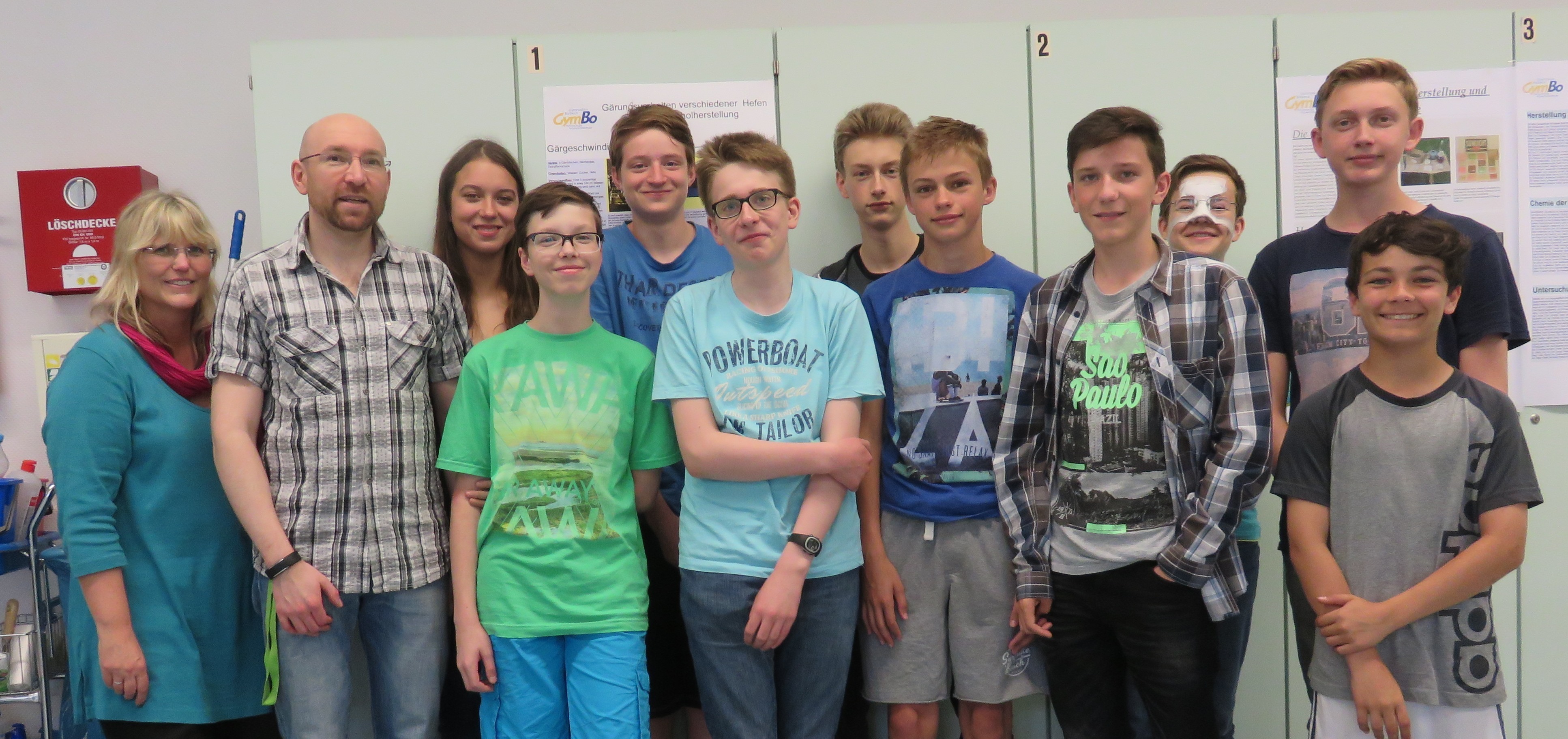 Die Drehtürprojektteilnehmer präsentierten auf dem Schulfest des Gymbo ihre Ergebnisse.