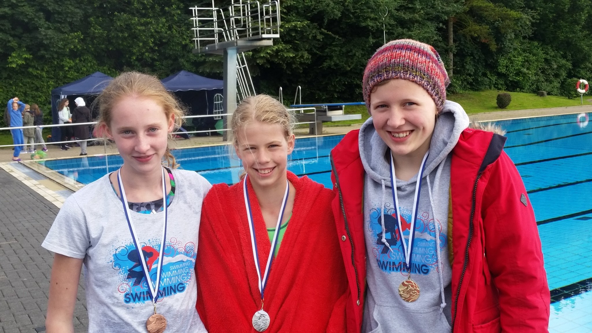 OSCSchwimmer trotzten dem Regen 6 Siege bei den Swim Open in Kamen