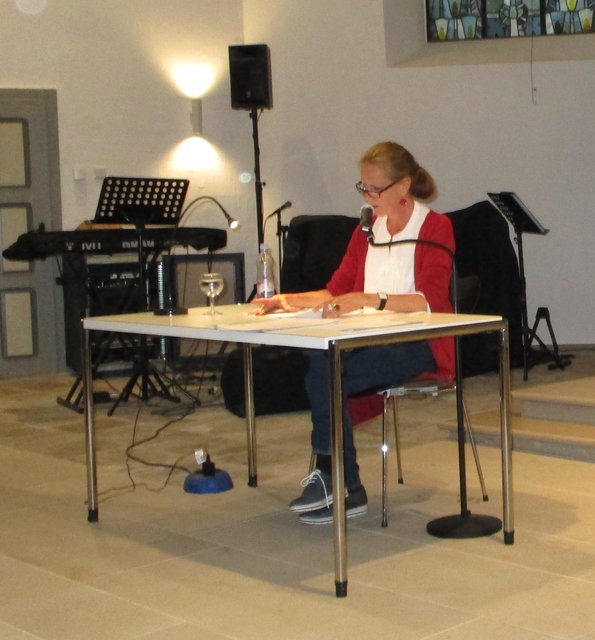 Hella-Birgit Mascus stellte eindrucksvoll unter Beweis, dass auch Vorlesen eine Kunst sein kann.