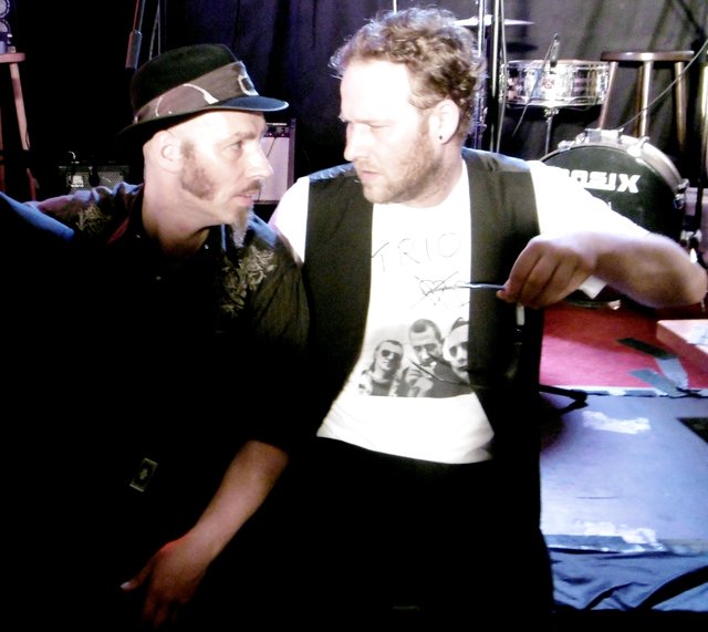 Niggemeier + BAAKES... AUGEN-Blicke...!