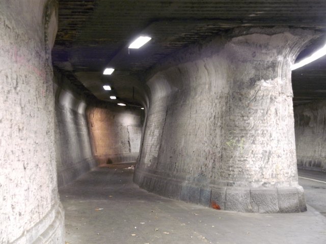 Matenatunnel in Duisburg.