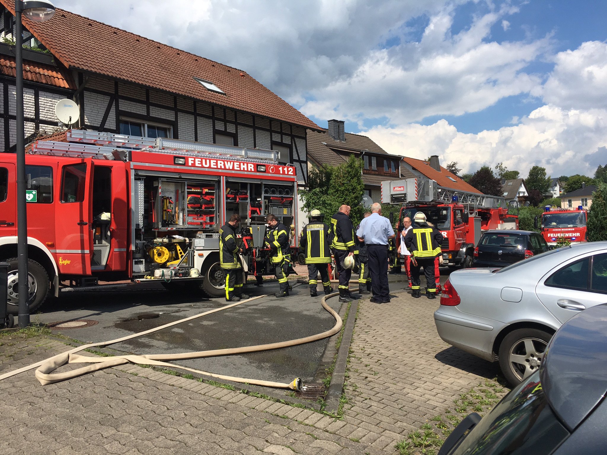 Er sucht sie sundern