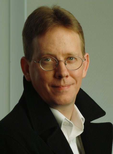 Star-Autor Cody Mc Fadyen kommt nach Bergkamen. Foto: Oliver Favre