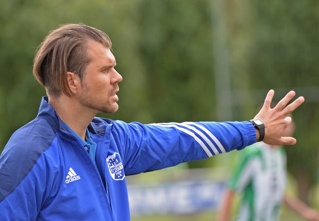 Mintards neuer Trainer Fabian Holzmann sah einen großen Pokal-Kampf seiner Mannschaft.
Foto: Bangert