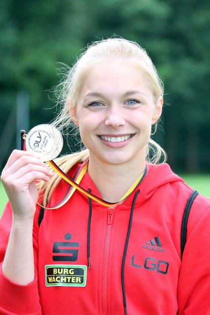 Das strahlende Lachen ist ihr Markenzeichen - Gina Lückenkemper jagt jetzt auch in Rio nach einer Medaille. Foto: LGO