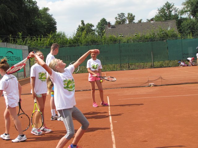 Fast schon ein "Kerber-Aufschlag".