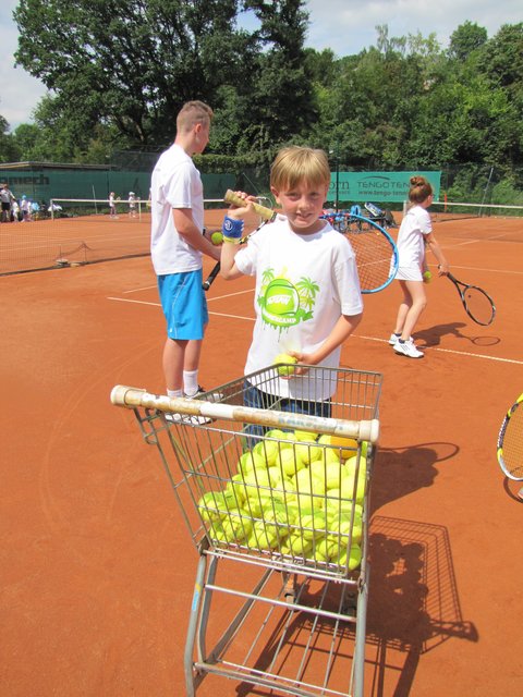 "Tennis ist cool", findet Valentin, 9 Jahre