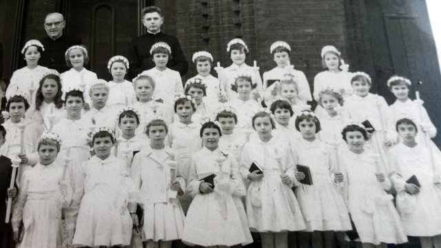 Ehemalige Schüler werden gesucht.