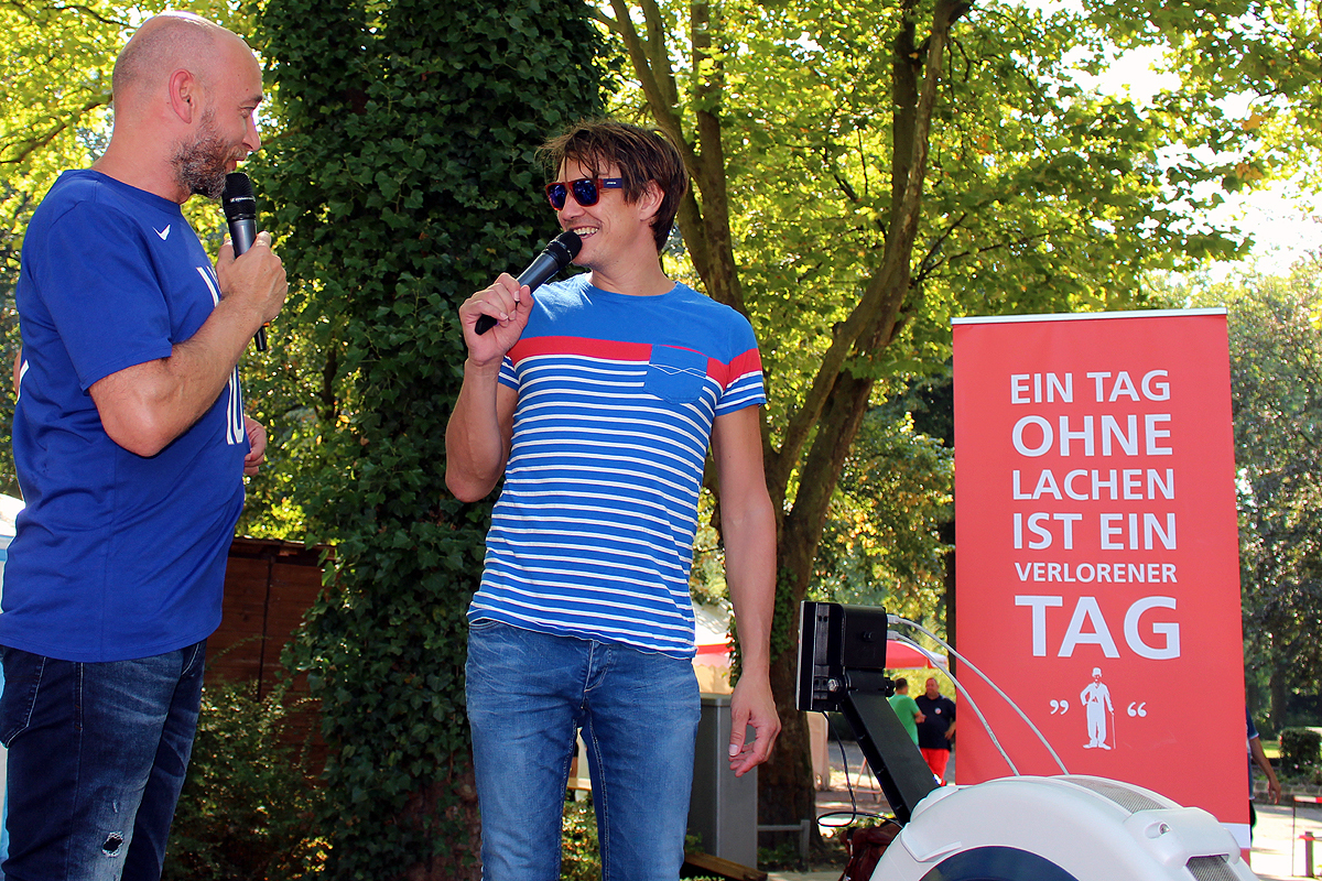 Christian Vosseler Vorstandvorsitzender Kinderlachen e. V. und Comedian und Kinderlachen-Botschafter Matze Knop