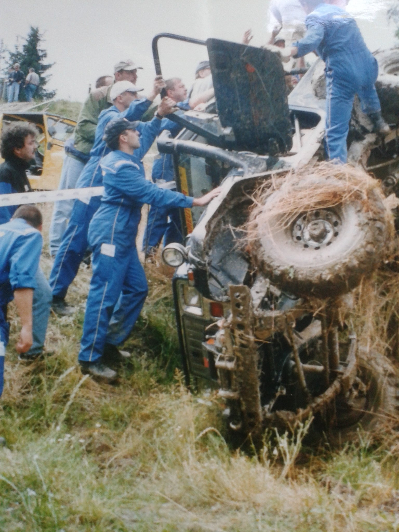 Fred ... der vierbeinige Reporter aus Bochum...Off Road war sein Leben ...