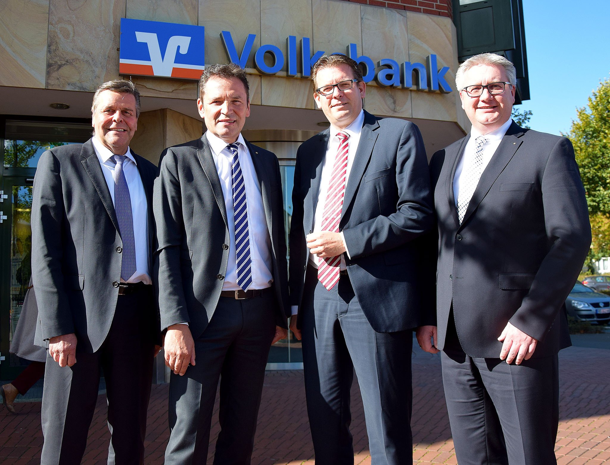 Fusion: Volksbanken Dorsten und Kirchhellen Bottrop gehen gemeinsam in ...