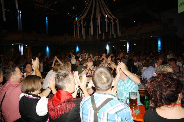 Super Stimmung war schon allein durch die Band Dreisam live garantiert!