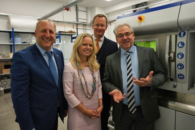 v.l.n.r.: Maik Giesen, Angela Erwin, Dr. Stefan Berger, Dr. Eric Klemp.