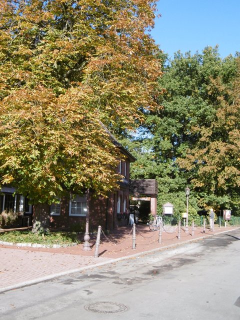 ...ab hier geht es dann zu FUß weiter ...