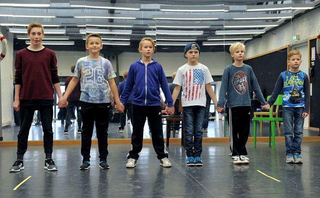 Sechs Jungen zwischen neun und 14 Jahren haben sich im Casting durchgesetzt.