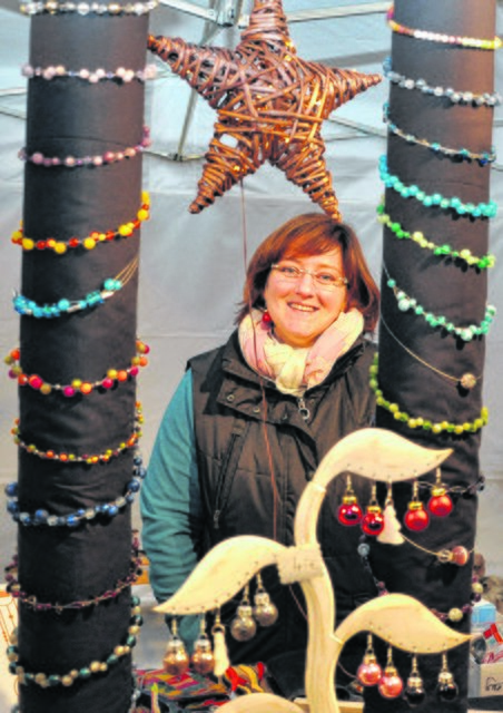 Diesmal sind es 30 Verkaufsstände, die beim Nikolausmarkt auf dem Festplatz und in der Schacht-Kronprinz-Straße in Schönebeck mit dabei sind.