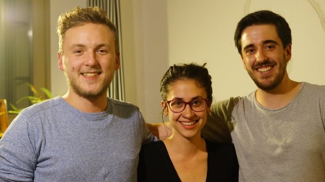 in diesem Look kommt Ljutri normal daher