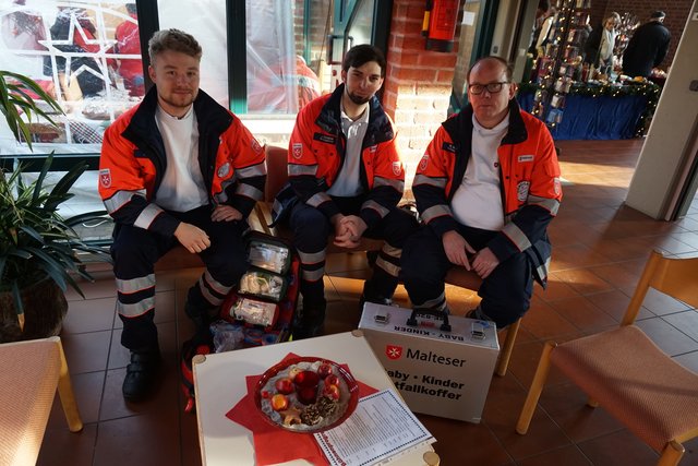 Für alle Fälle standen die Malteser bereit.