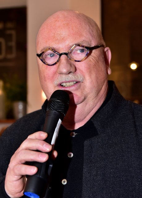 Pinzipal Christian Stratmann bei der Stadtspiegel-Benefizversteigerung 2016 im Eckstein Recklinghausen.