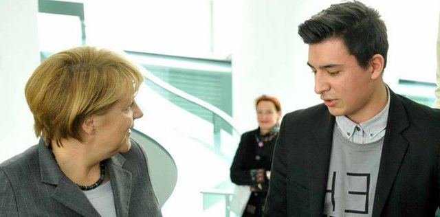 Im richtigen Leben setzt sich der junge Bottroper erfolgreich für sozialpolitische Ziele ein und wurde dafür bereits ausgezeichnet. Foto: privat