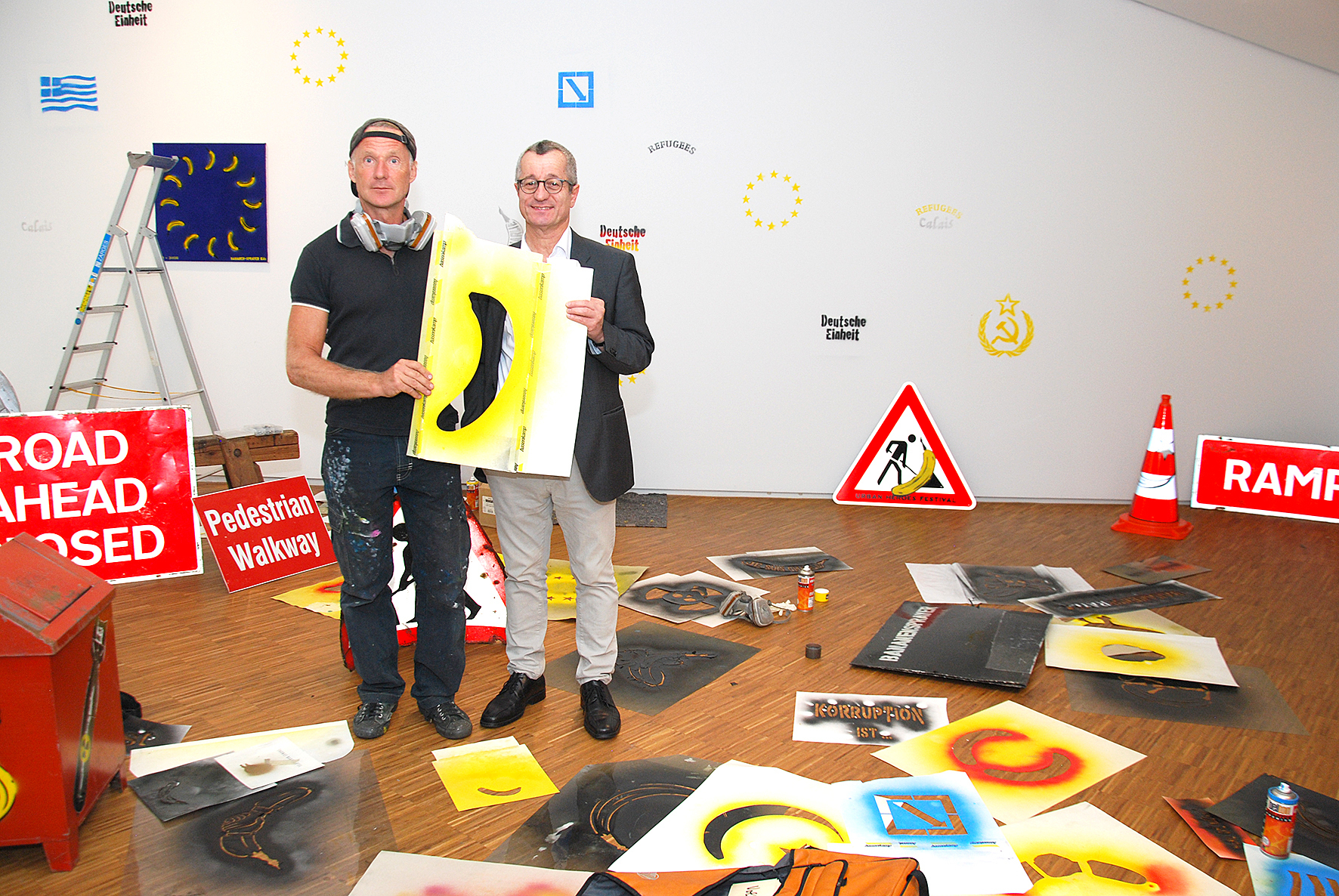 Erfolgduo: "Bananensprayer" Thomas Baumgärtel und Museumsdirektor Dr. Tayfun Belgin.