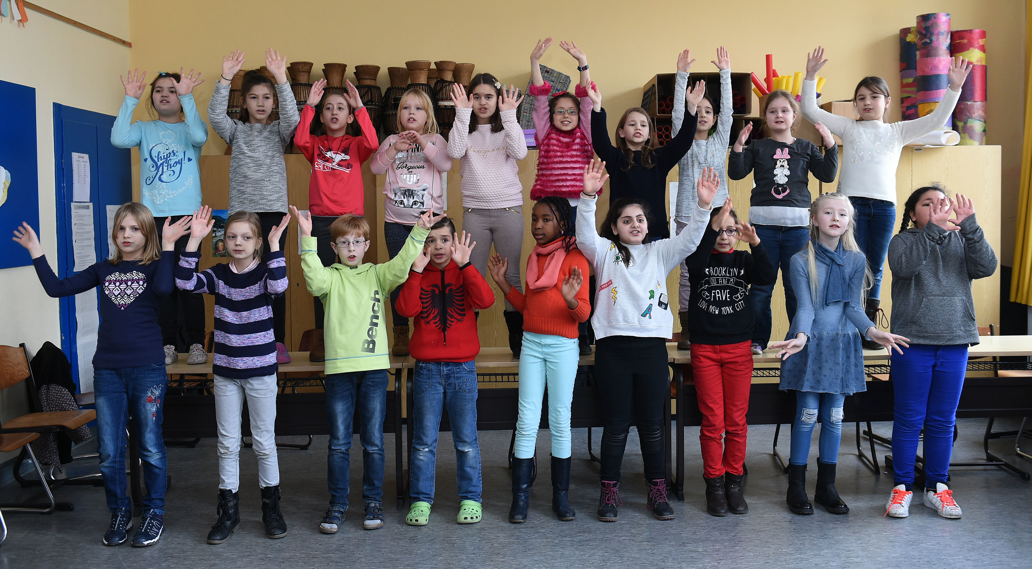 Neuessener Schule, Schulchor in Aktion. Fotos: Renate Debus-Gohl